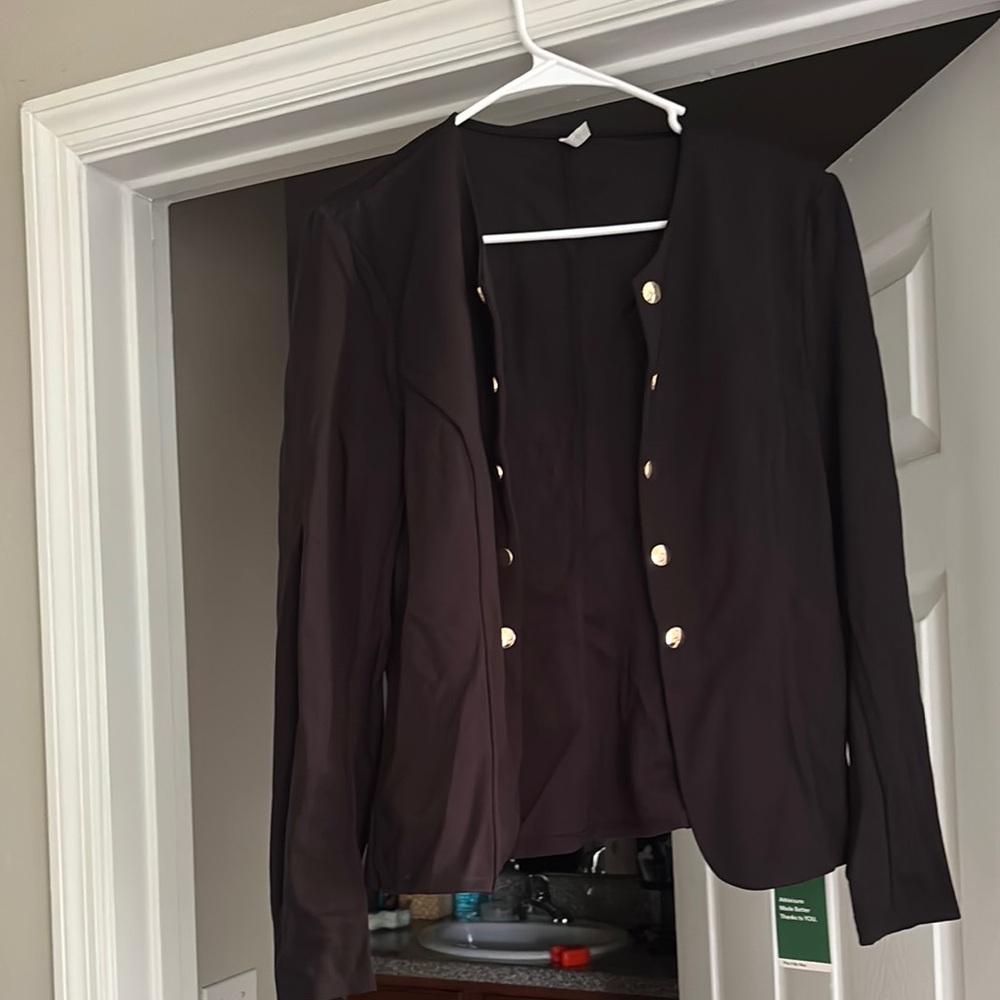 Elegant Black Button-Up Women's Jacket